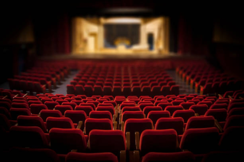 الفيلم السعودي "ضد السينما" يفوز بجائزة بمهرجان القاهرة