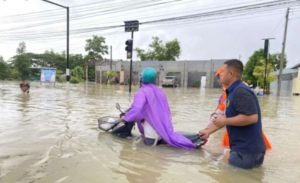 فيضانات تايلاند وماليزيا: عشرات القتلى وآلاف النازحين