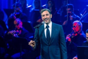 كاظم الساهر ونجد في ختام "الغناء بالفصحى" بمركز إثراء