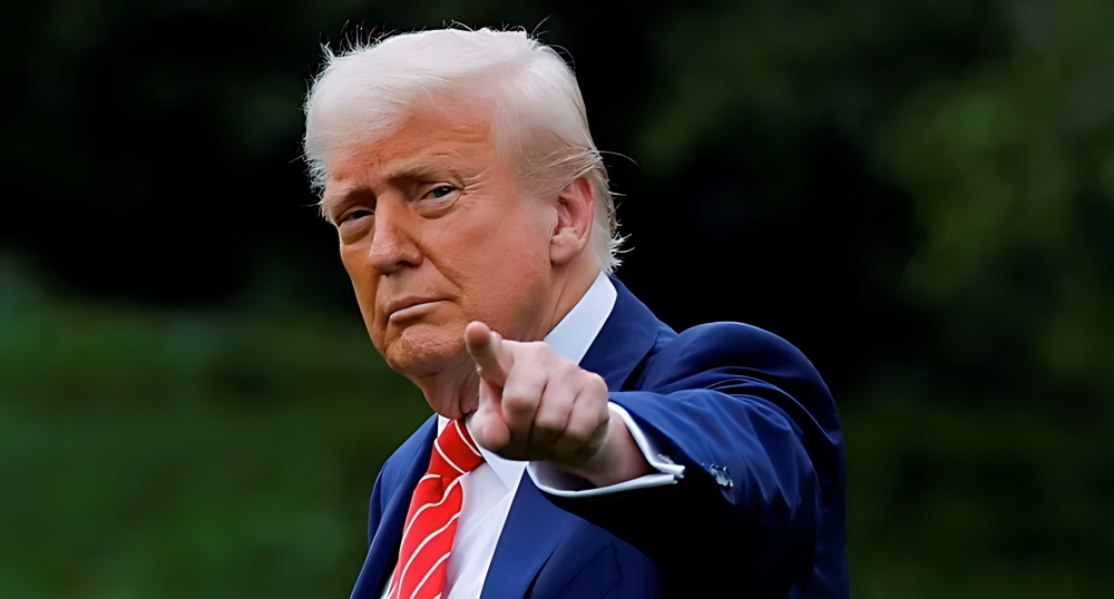 ترامب وسياسة الهجرة: وقف دائم لدخول مواطني دول معينة