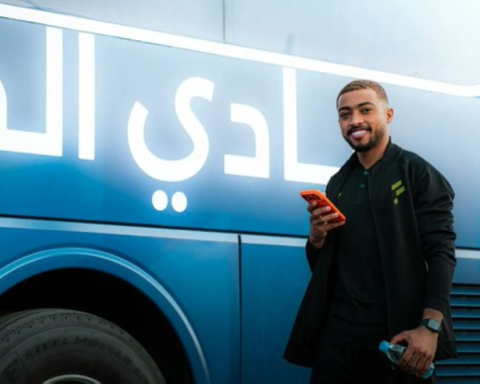 الفتح والهلال: مواجهة حاسمة في ربع نهائي كأس الملك السعودي