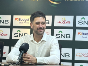 مدرب الخلود يكشف سر الفوز التاريخي على الخليج بكأس الملك