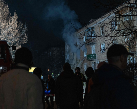 ضربات روسية تقطع الكهرباء عن 600 ألف أوكراني في كييف