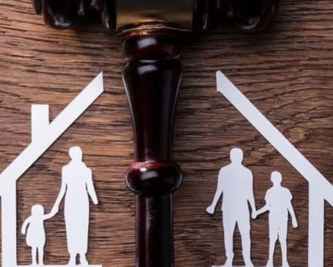 أسس الحوار الزوجي الناجح: نصائح لتجنب التوتر الأسري