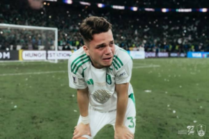 أزمة دفاع الأهلي: هل يطيح دامس بأحلام الراقي في كأس الملك؟