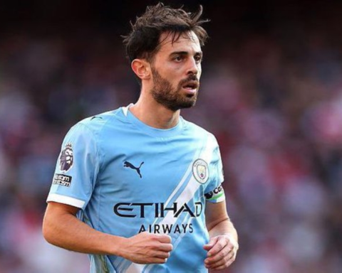 برناردو سيلفا يحدد وجهته ويرفض عرض الدوري السعودي