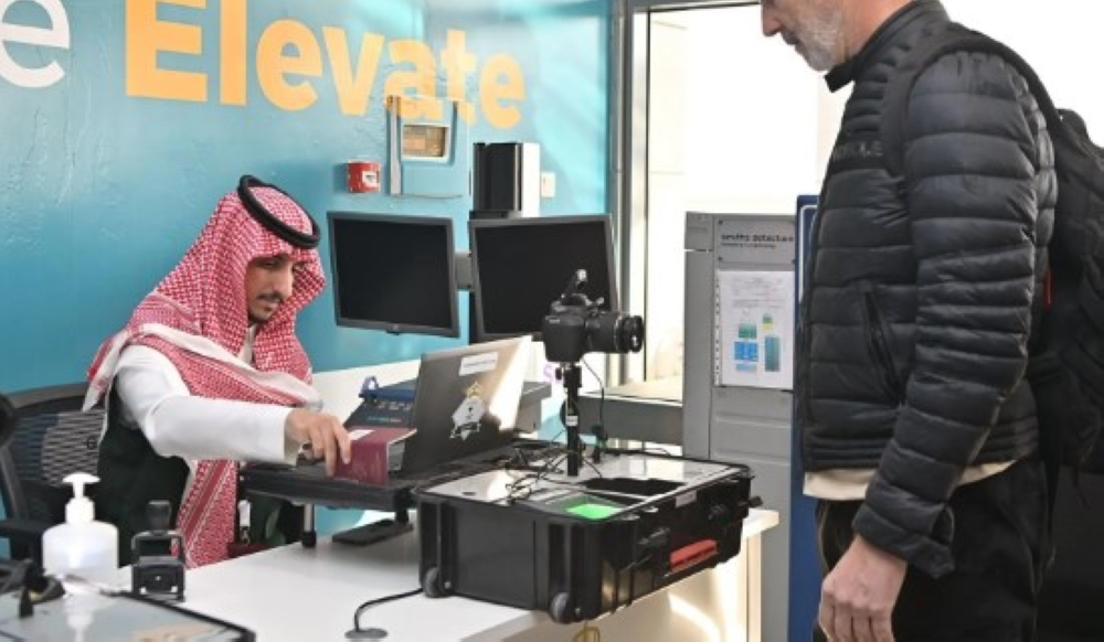 الجوازات تنهي إجراءات مغادرة ضيوف معرض الطيران العام 2025