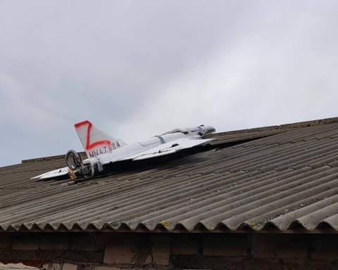 مولدافيا تغلق أجواءها بعد اختراق مسيّرات روسية لأراضيها