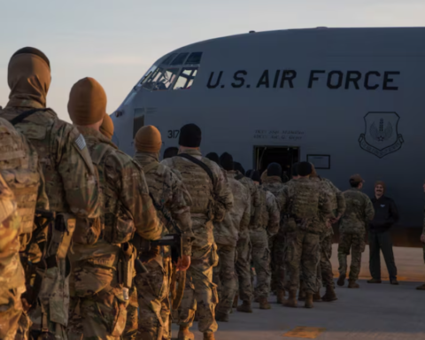 فنزويلا تندد بتهديد أمريكي بإغلاق مجالها الجوي