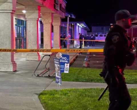 مقتل 4 وإصابة 10 في إطلاق نار مستهدف بكاليفورنيا