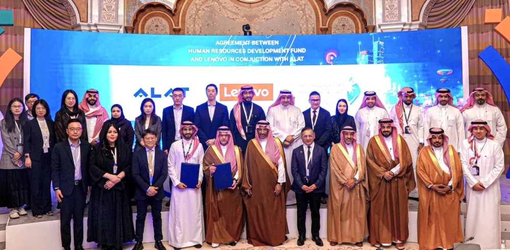 السعودية تضخ 68 مليون ريال لتوطين صناعة السيارات الكهربائية