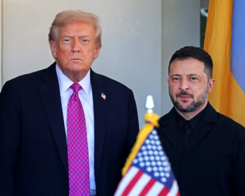 US-Ukrainian negotiations in Florida to discuss a plan to end the war