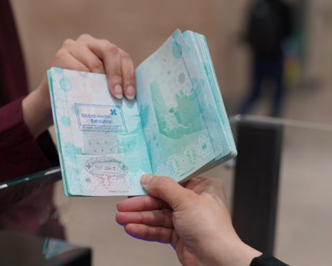 السعودية وروسيا: إعفاء متبادل من التأشيرات لجميع الجوازات