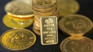 Gold and silver prices hit record highs amid interest rate expectations