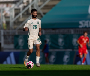 أبو الشامات يكشف طموح الأخضر بكأس العرب وحلم اللعب مع شقيقه