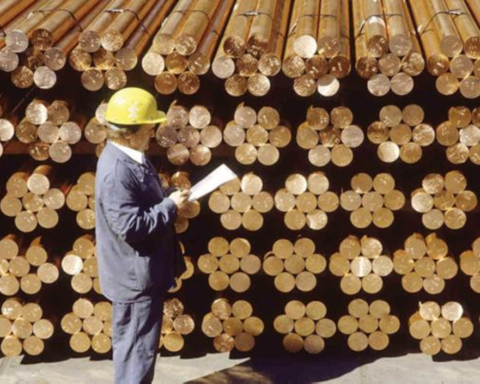 أسعار النحاس تسجل أرقاماً قياسية وسط مخاوف نقص الإمدادات