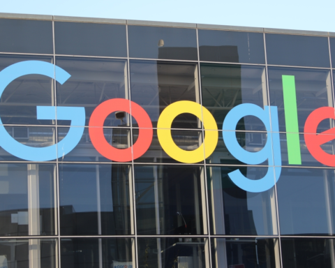 أمازون وجوجل: خدمة سحابية مشتركة لتسريع الاتصال الشبكي