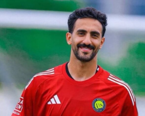 نواف العقيدي يفوز بجائزة تصدي الجولة 9 بدوري روشن السعودي