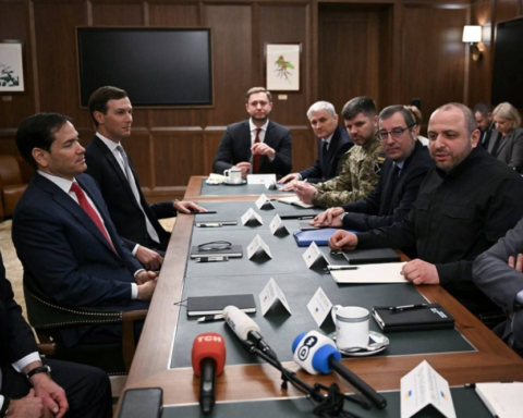 مساعي أمريكية مكثفة لإنهاء حرب أوكرانيا وسط تفاؤل حذر