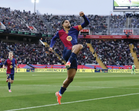 برشلونة يمنح أراوخو إجازة مفتوحة: الأسباب وتأثيرها