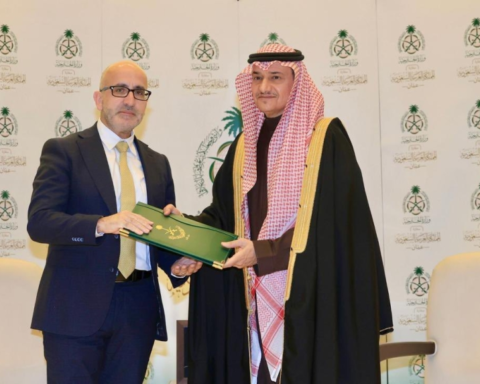 السعودية تدعم فلسطين بـ90 مليون دولار لتعزيز صمودها