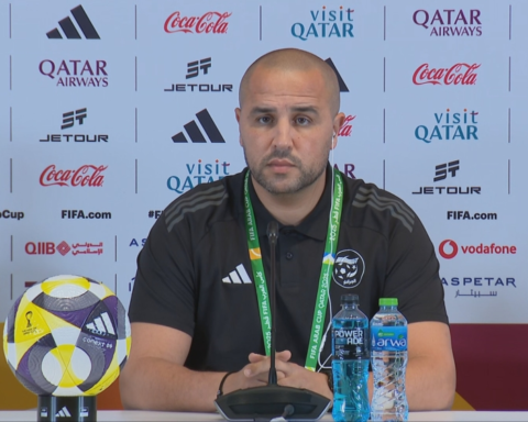 مدرب الجزائر يحذر من مفاجآت السودان في كأس العرب 2025