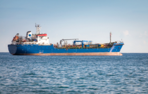 هجوم على سفينة شحن في البحر الأسود يثير مخاوف تركيا