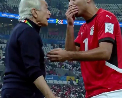 كواليس غضب محمد شريف على مدرب منتخب مصر بكأس العرب