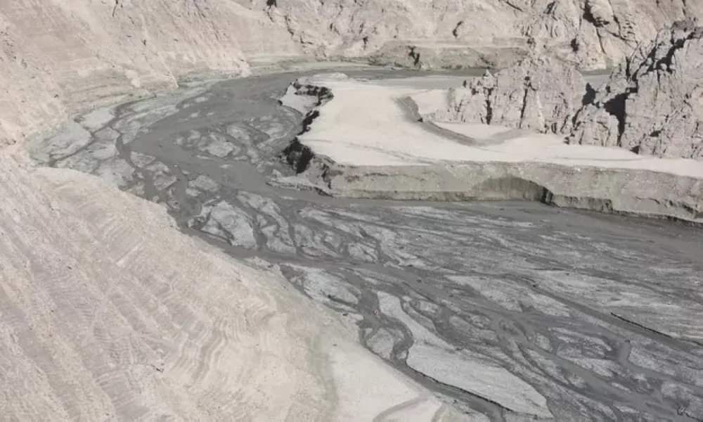 الجفاف في إيران: انخفاض حاد بمخزون سدود طهران يهدد بأزمة مياه