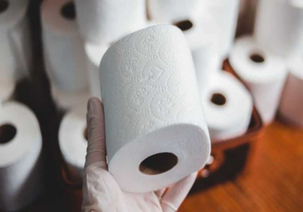 ضبط مصنع مناديل بالرياض يتلاعب بالعدد ومخالفة للمواصفات