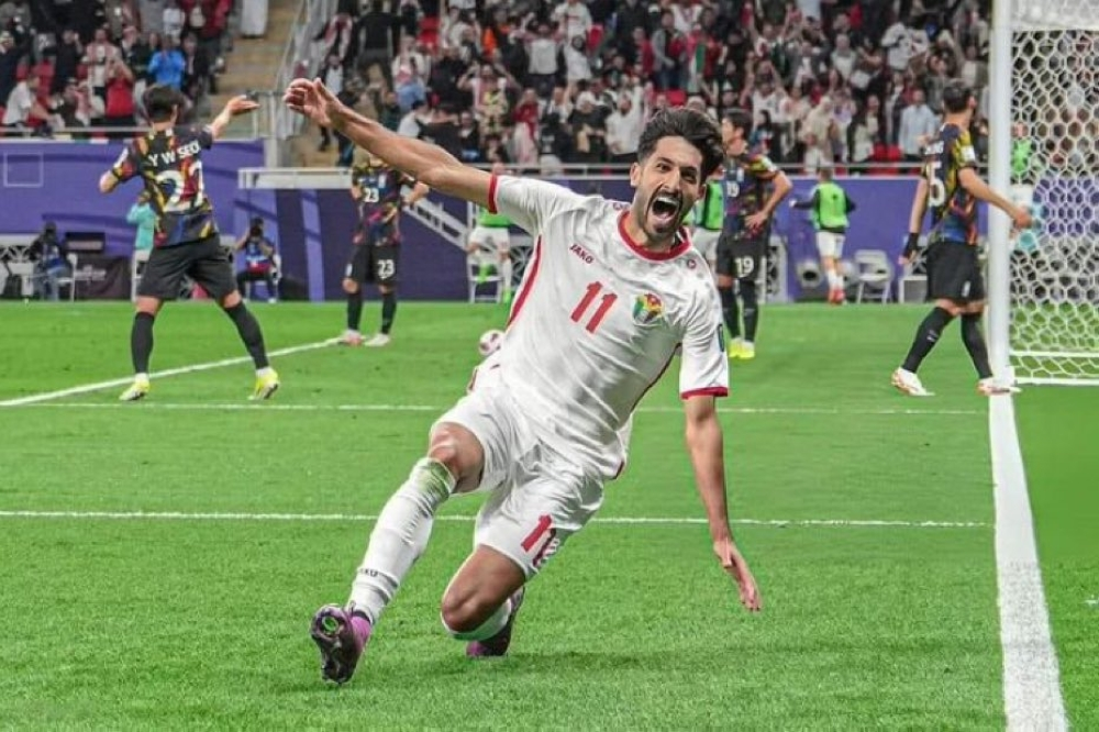 تحليل تحكيمي: صحة ركلة جزاء الأردن وطرد لاعب الإمارات