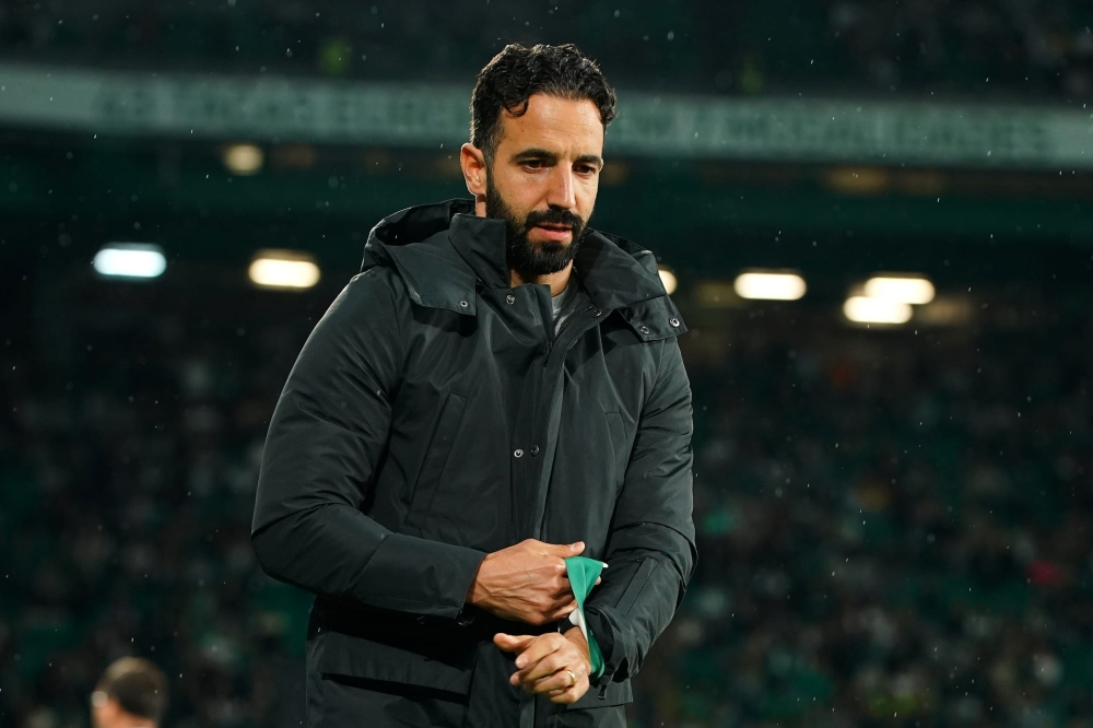 روبن أموريم يقاطع السوشيال ميديا: صحتي أهم من المال