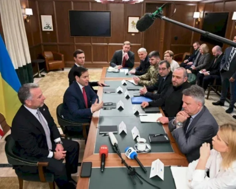 مبعوث ترامب يلتقي المفاوض الأوكراني في فلوريدا لبحث السلام