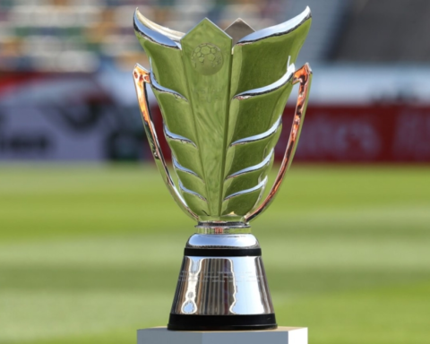 الكويت تفضل استضافة كأس آسيا 2035 وتستعد للسوبر الفرنسي