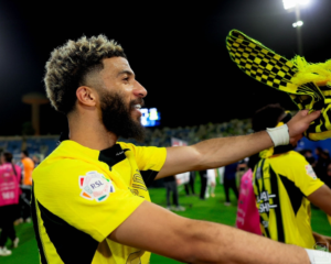 الاتحاد يمدد عقد عبدالرحمن العبود رسمياً لموسم واحد