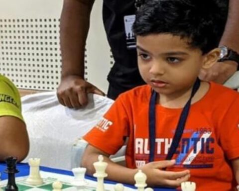 أصغر لاعب شطرنج في العالم: طفل هندي يدخل تصنيف FIDE