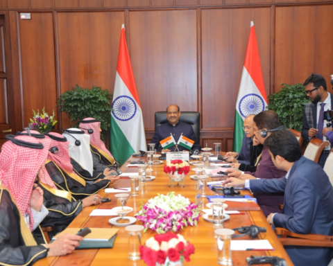 رئيس النواب الهندي يلتقي وفد الشورى السعودي لتعزيز التعاون