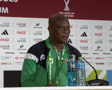 مدرب السودان يتحدى العراق في كأس العرب 2025: جاهزون للمواجهة