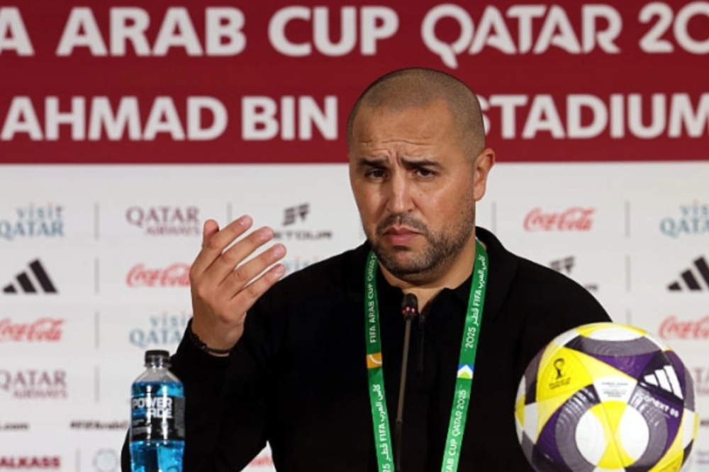 بوقرة يتحدى البحرين: النقاط الثلاث هدفنا في كأس العرب 2025