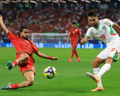 تعادل المغرب وعمان في كأس العرب 2025 وفرصة للسعودية