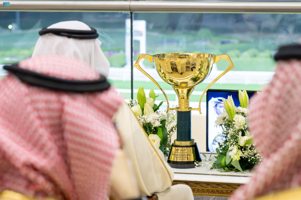أمير الرياض يتوج الفائزين بكأسي ولي العهد للخيل بميدان الملك عبدالعزيز