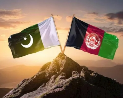 اشتباكات أفغانستان وباكستان: خرق الهدنة وقصف في قندهار