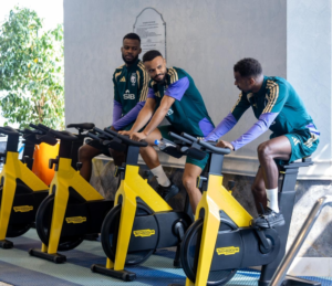 السعودية تواجه المغرب: الأخضر يستعد لحسم التأهل في كأس العرب