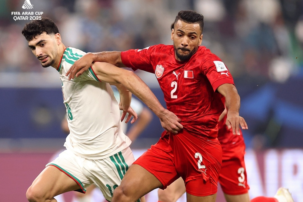 الجزائر تكتسح البحرين 5-1 وتتصدر مجموعتها بكأس العرب