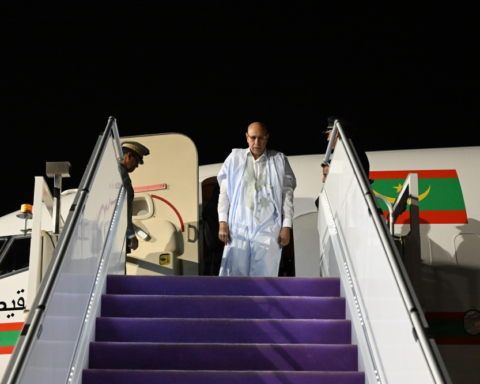 الرئيس الموريتاني يصل المدينة المنورة لزيارة المسجد النبوي