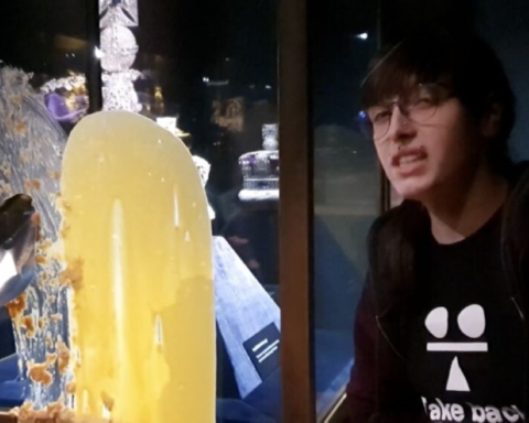 استهداف جواهر التاج البريطاني بالطعام وتوقيف 4 أشخاص