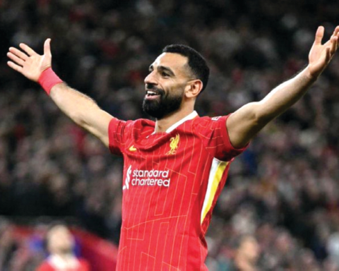 الاتحاد يفاوض ليفربول لضم محمد صلاح في الشتاء