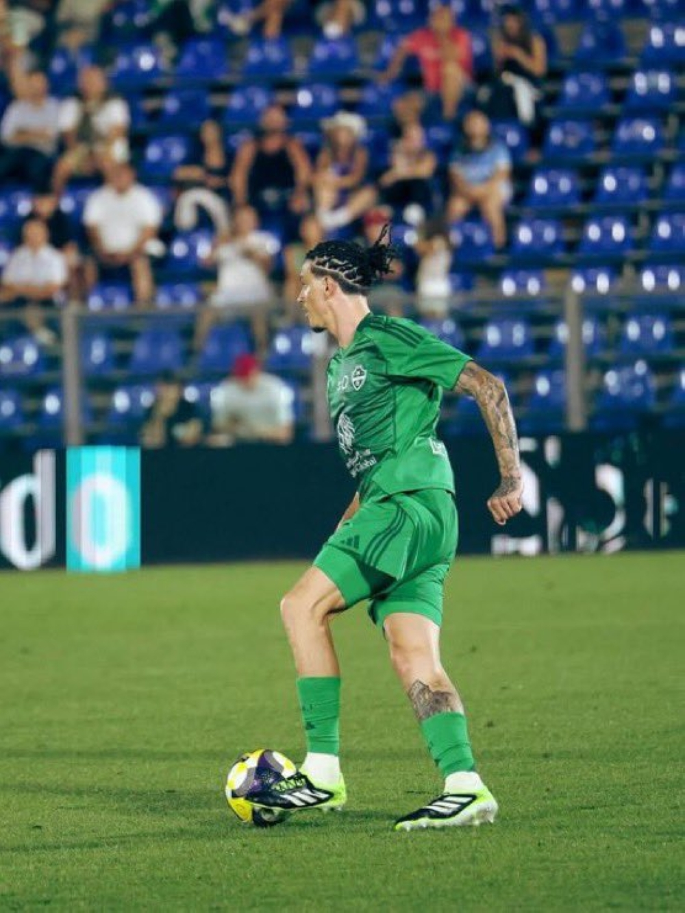 تجديد عقد روجير إيبانيز مع الأهلي حتى 2029.. التفاصيل