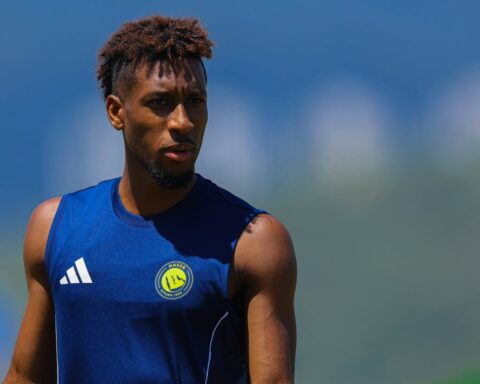 عودة كومان وسعد الناصر لتدريبات النصر في معسكر أبوظبي