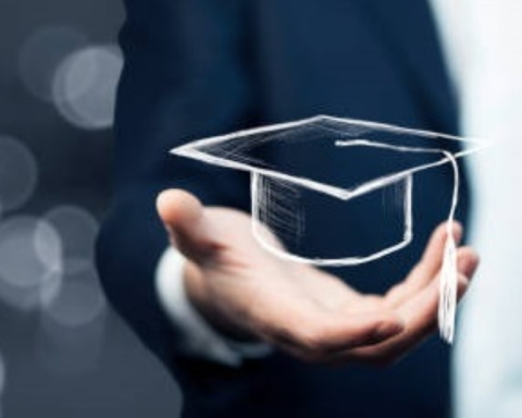 الجامعة الإسلامية تطلق ماجستير الرياضيات مجاناً بتصنيف عالمي